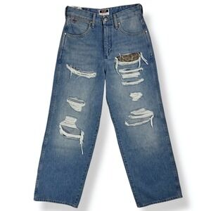 NWT Wrangler X Fender High Rise Relaxed Mom Jeans Size 27 Distressed Straight